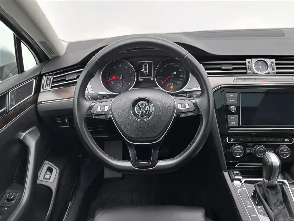 Volkswagen Magotan 2019 — фото 11