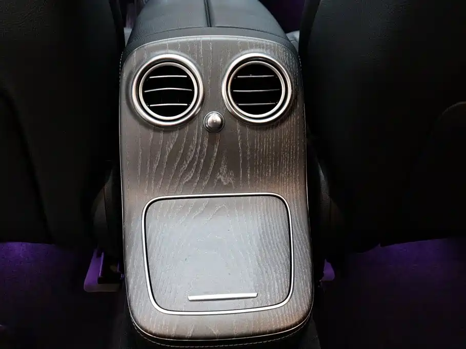 Mercedes-Benz E-Class 2022 — фото 8