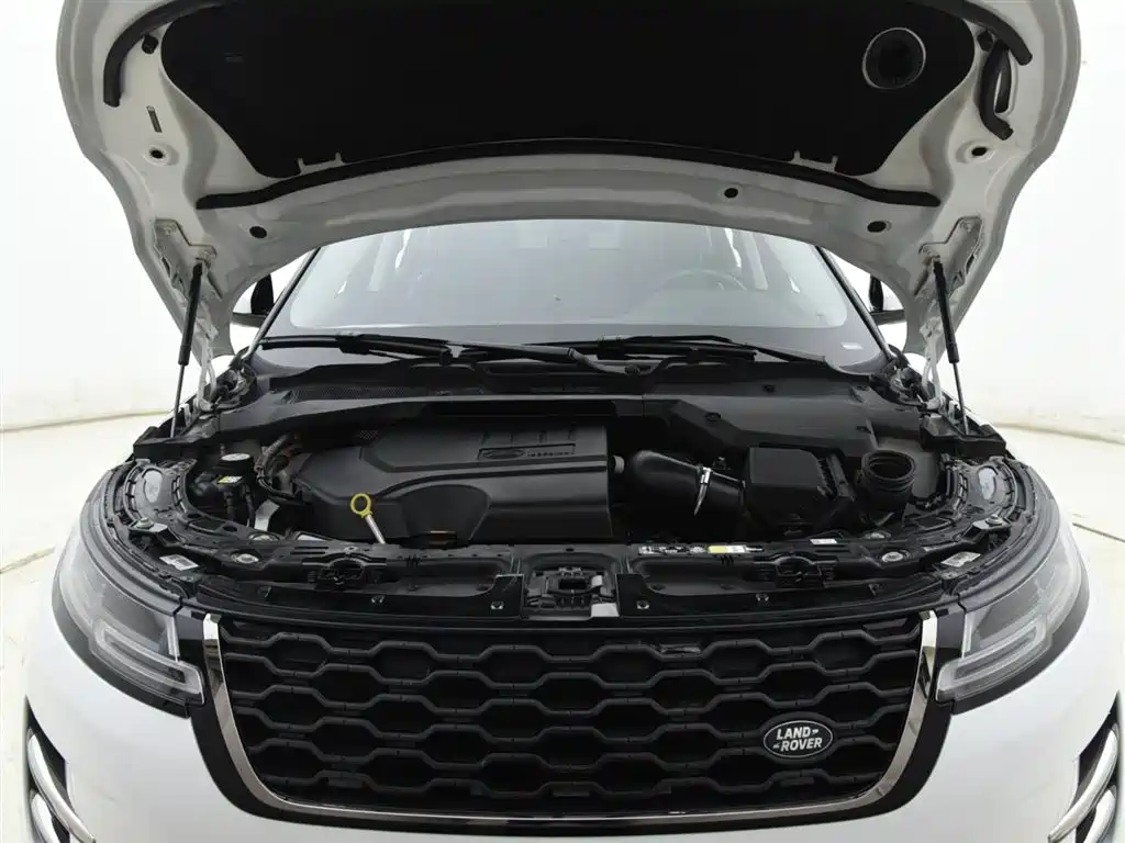 Land Rover Evoque 2023 — фото 12