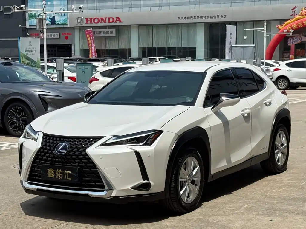 Lexus UX 2022 — фото 3