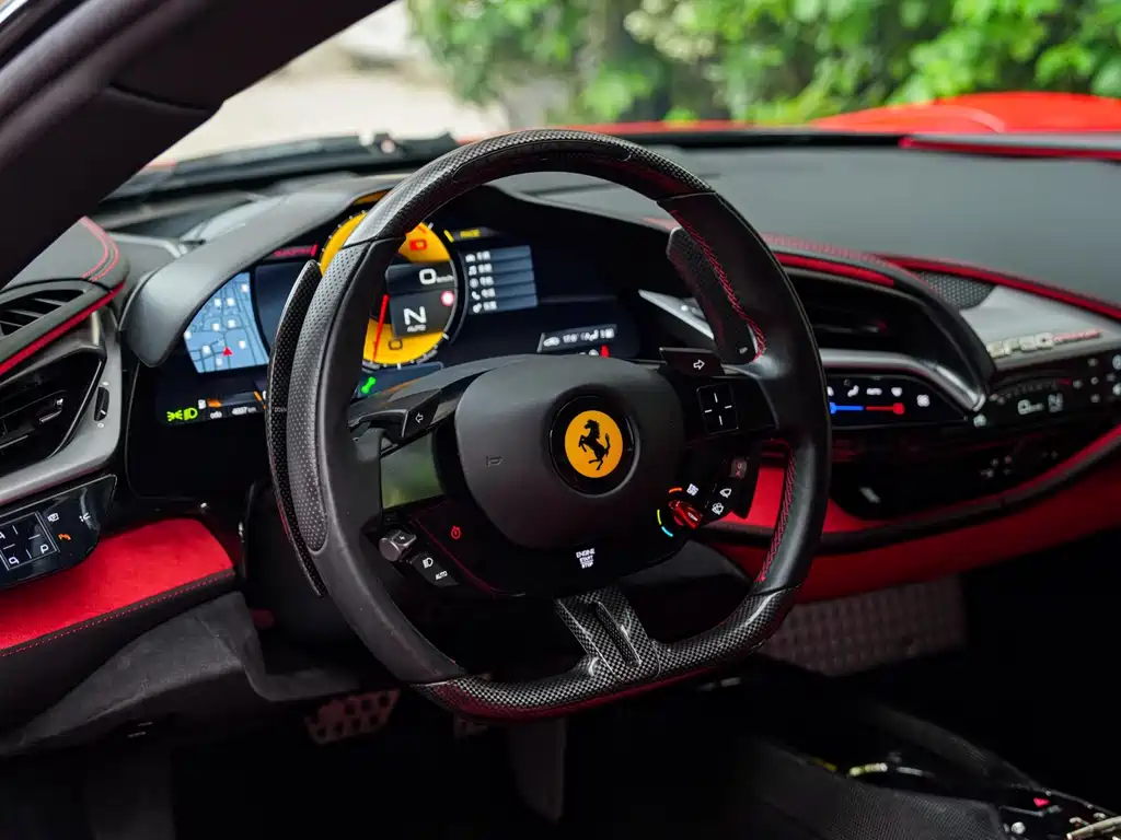 Ferrari SF90 2023 — фото 13