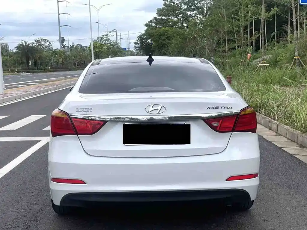 Hyundai Mistra 2015 — фото 8