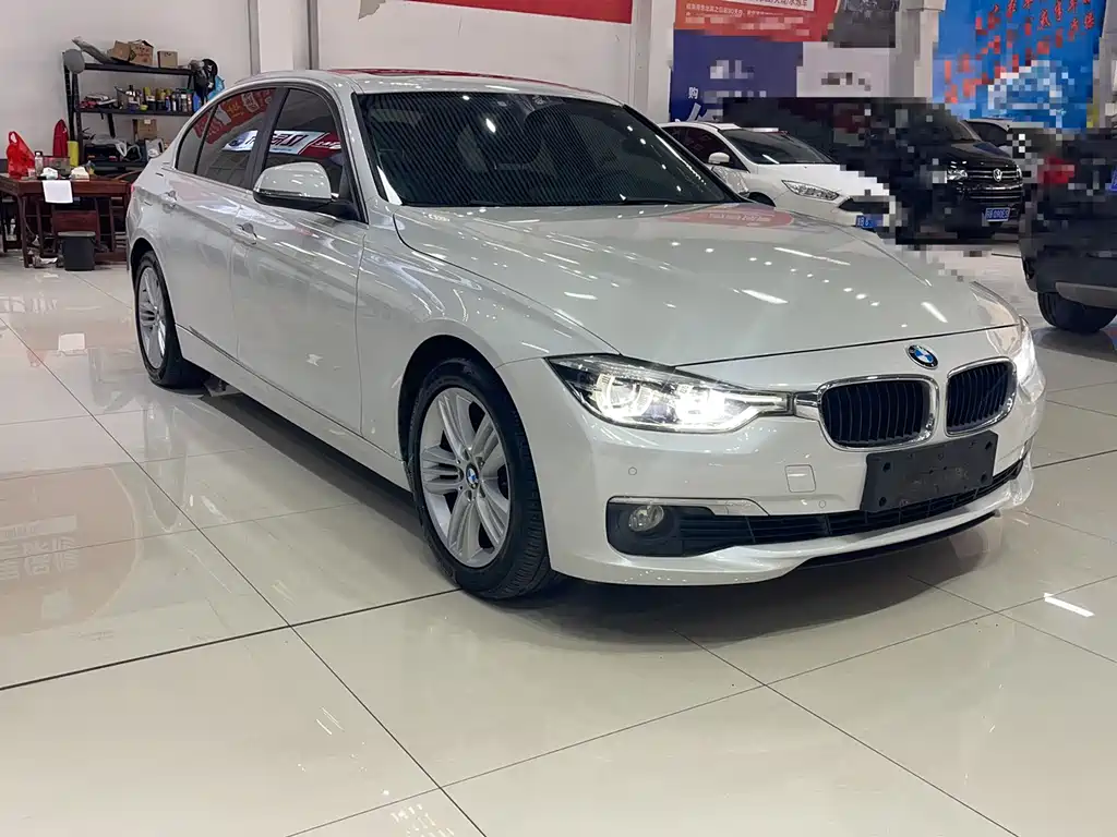 BMW 3 Series 2016 — фото 10