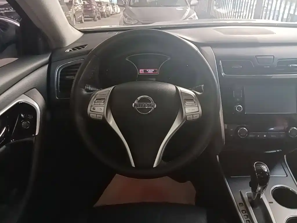 Nissan Teana 2017 — фото 11