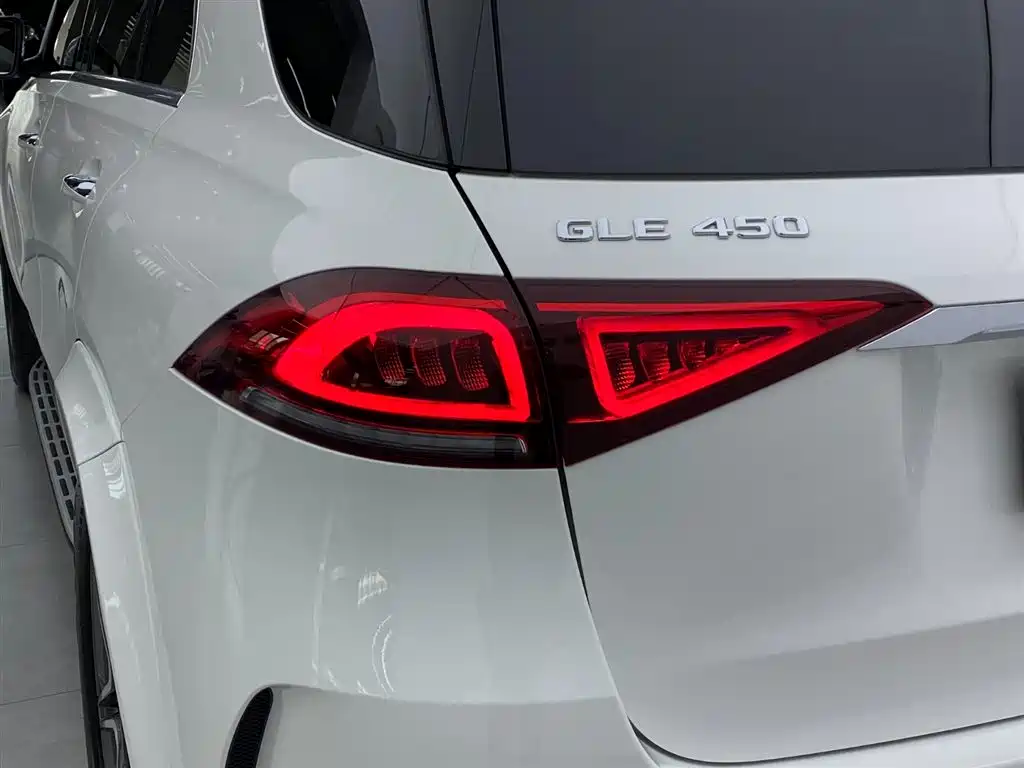 Mercedes-Benz GLE 2020 — фото 34