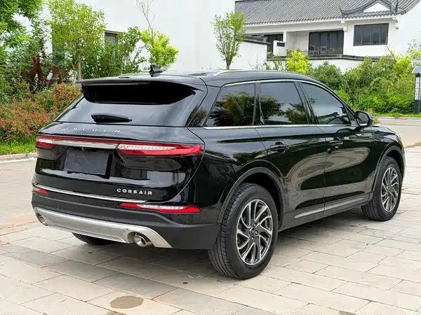 Lincoln Corsair 2022