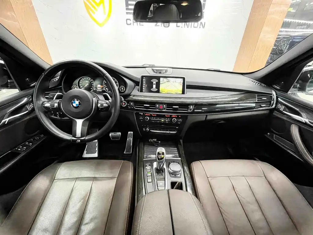 BMW X5 2018 — фото 19