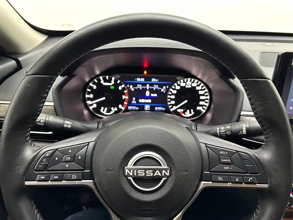 Nissan Teana 2023 — фото 19