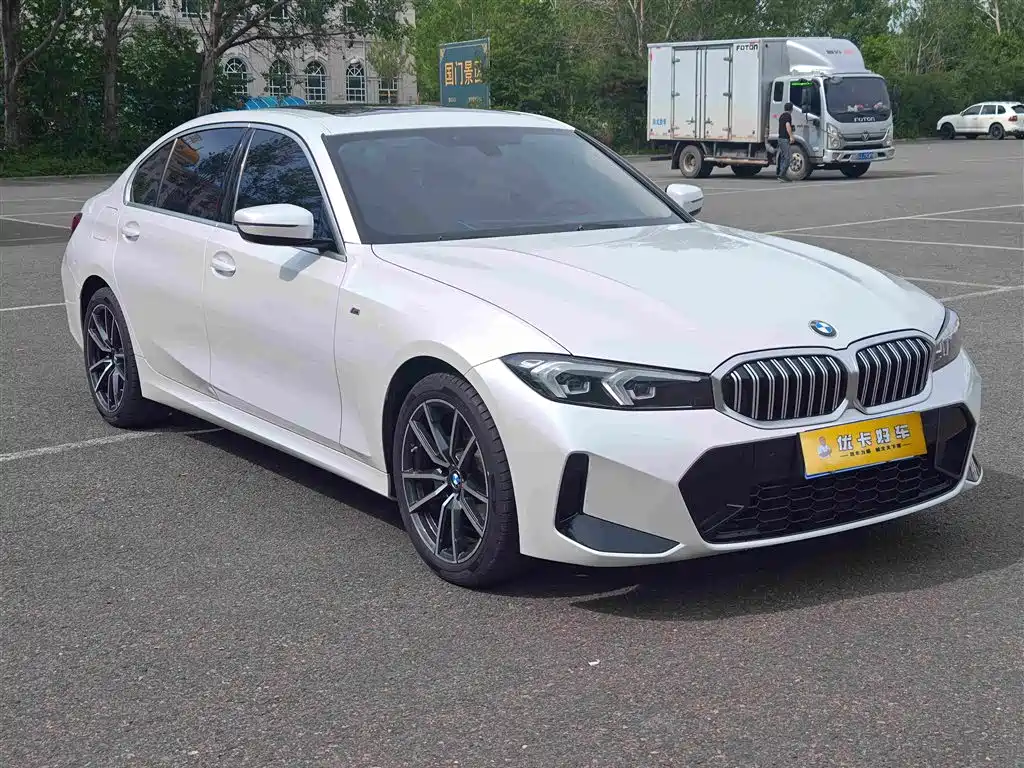 BMW 3 Series 2023