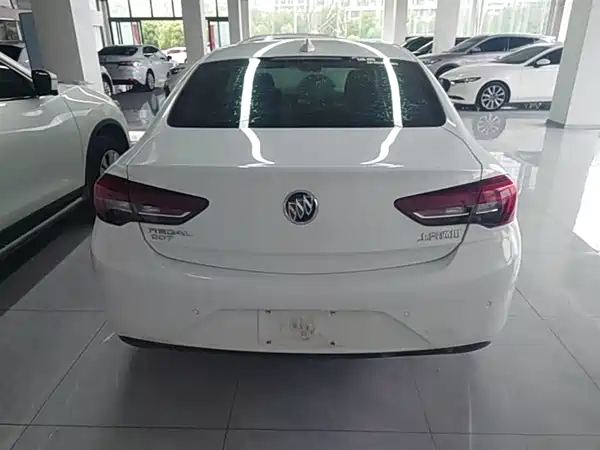 Buick Regal 2019