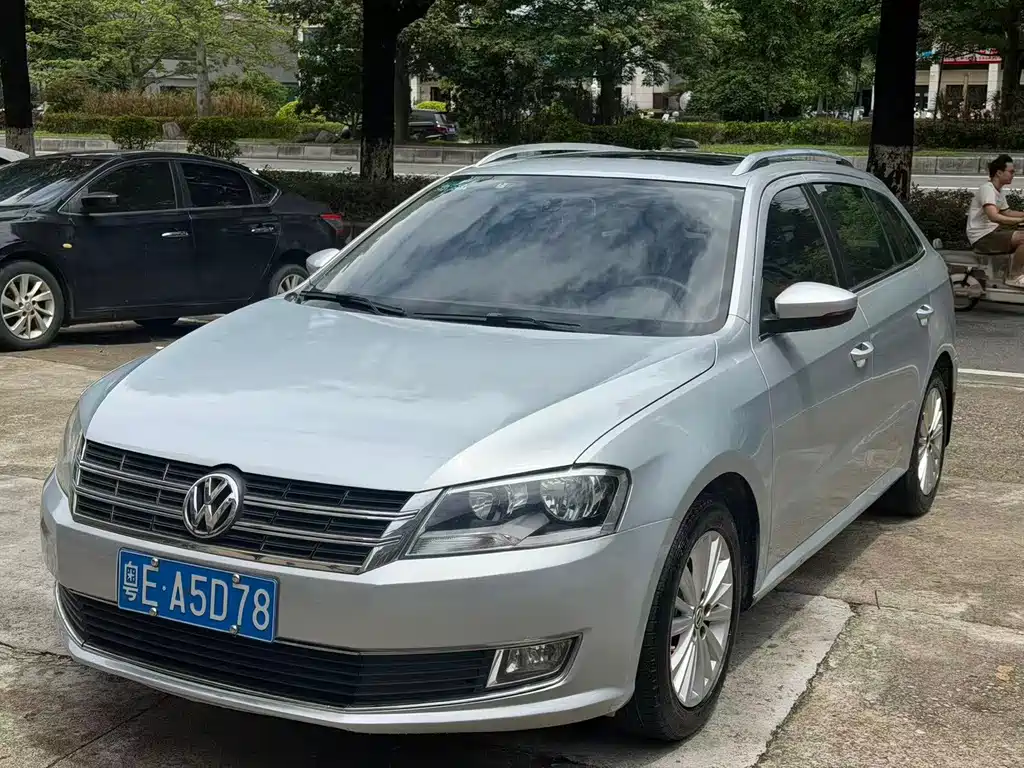 Volkswagen Gran Lavida 2014