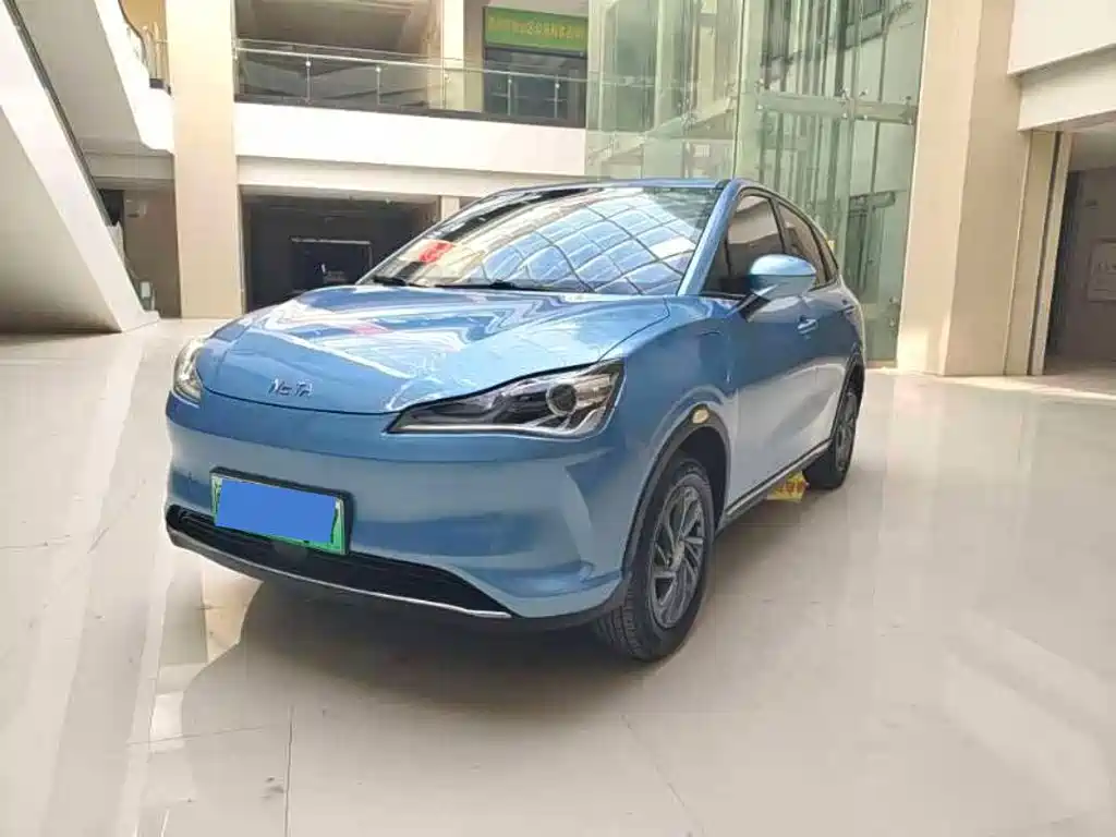 Neta V 2022