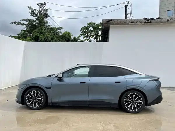 Zeekr 007 2024