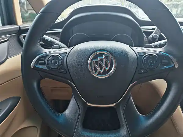 Buick GL8 2017