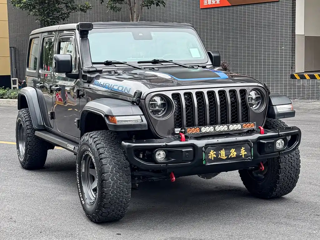 Jeep Wrangler New Energy 2021 — фото 1