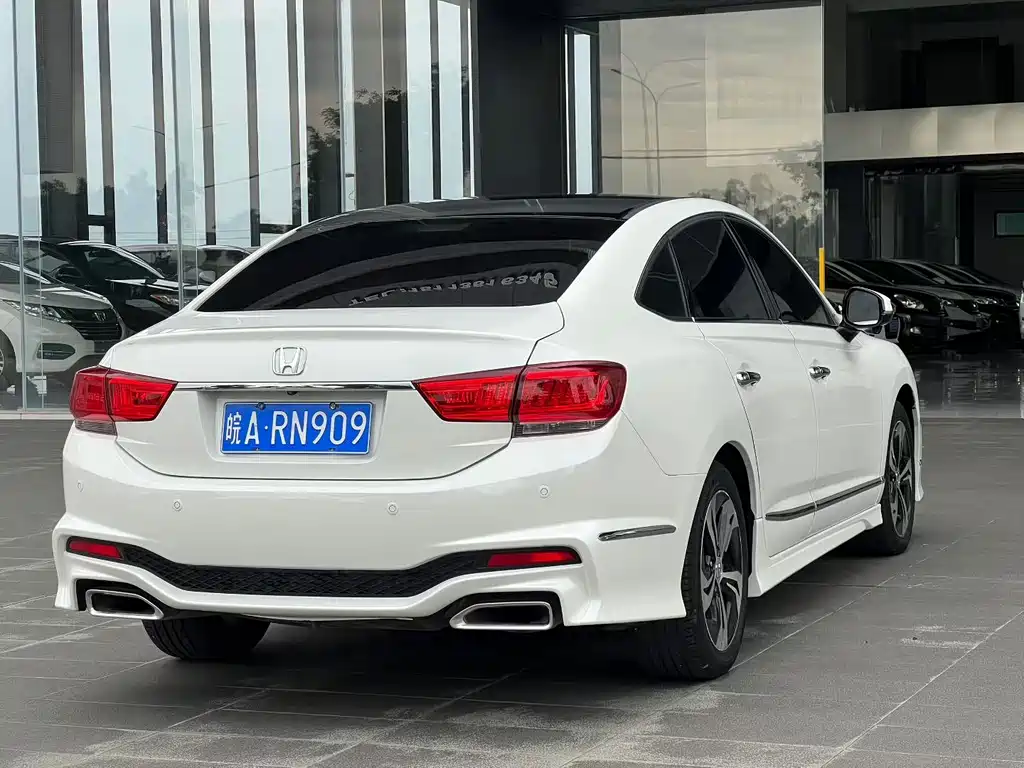 Honda Spirior 2017 — фото 2