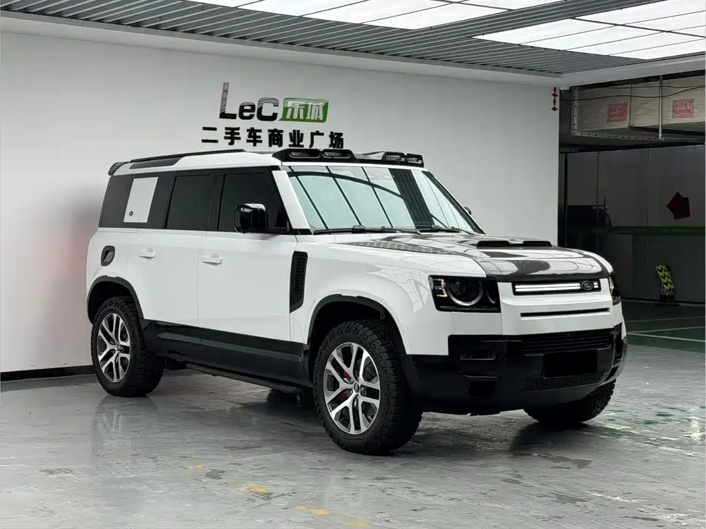 Land Rover Defender 2025 — фото 3