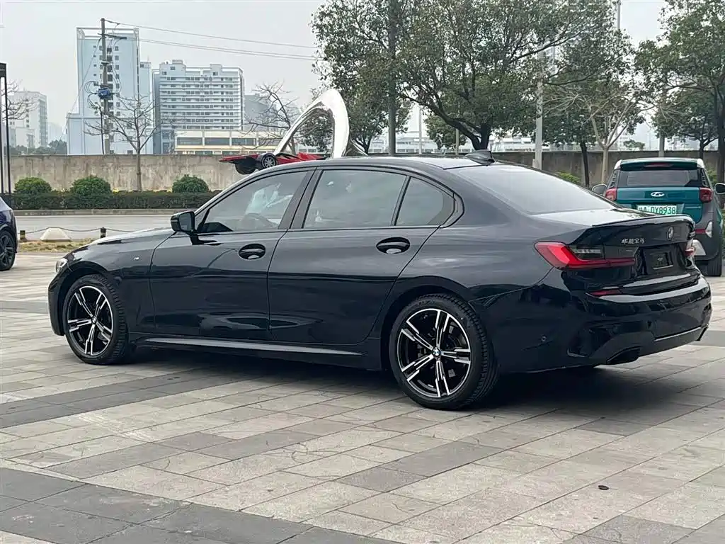BMW 3 Series 2022