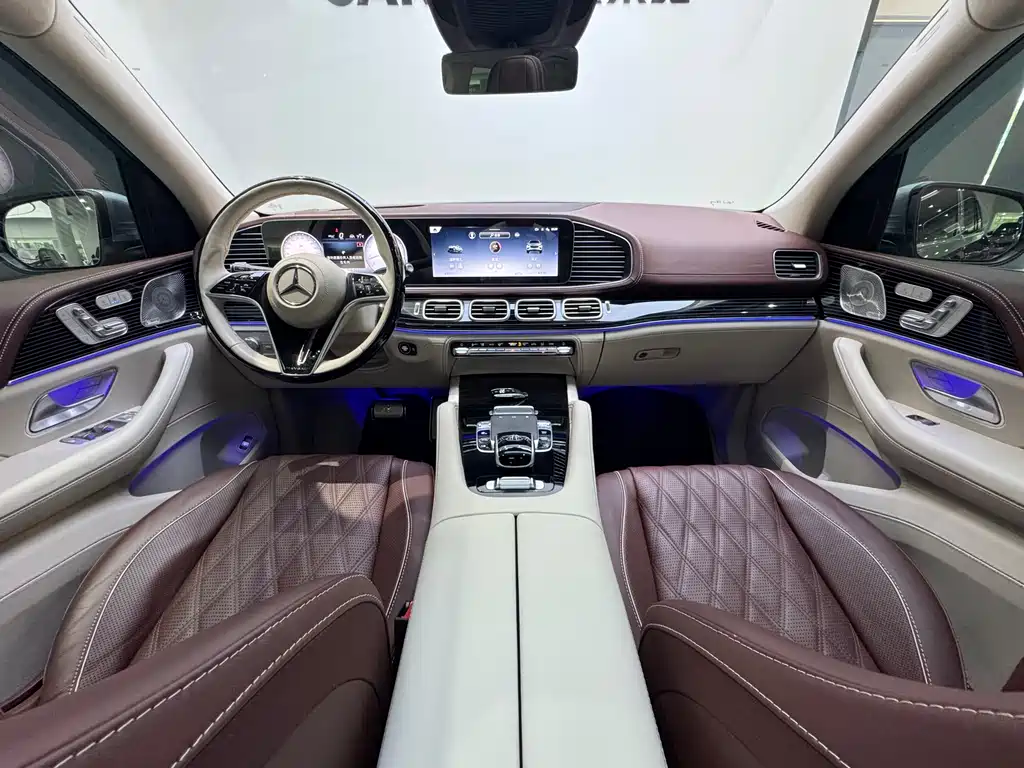 Mercedes-Benz GLS 2024 — фото 12