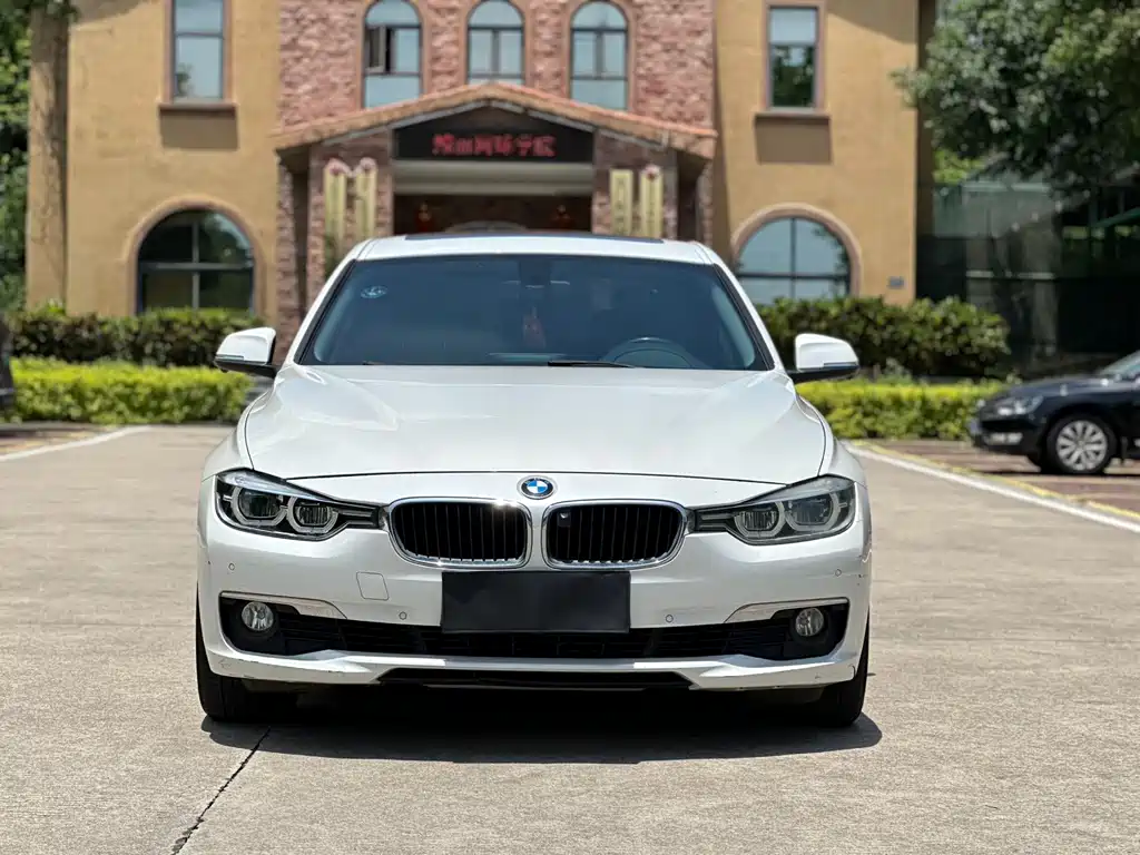 BMW 3 Series 2017 — фото 4