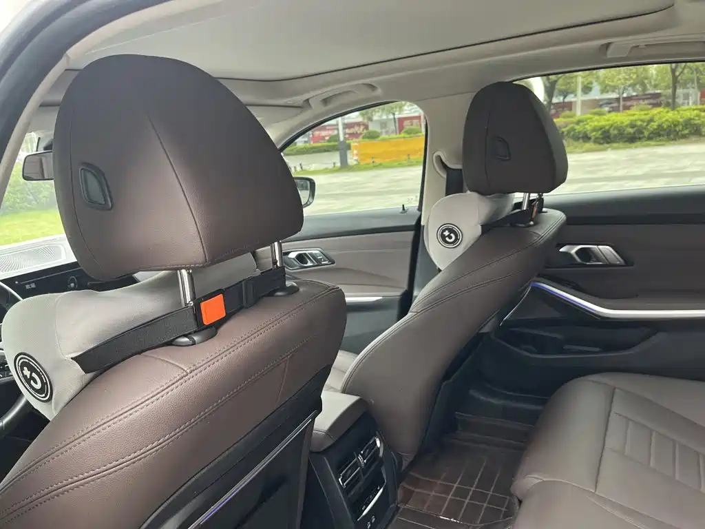 BMW 3 Series 2020 — фото 14