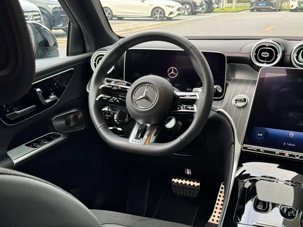 Mercedes-Benz GLC Coupe AMG 2025 — фото 14