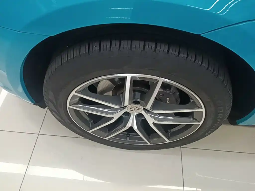 Porsche Macan 2022 — фото 23