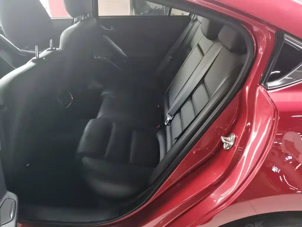 Mazda Atenza 2019 — фото 17