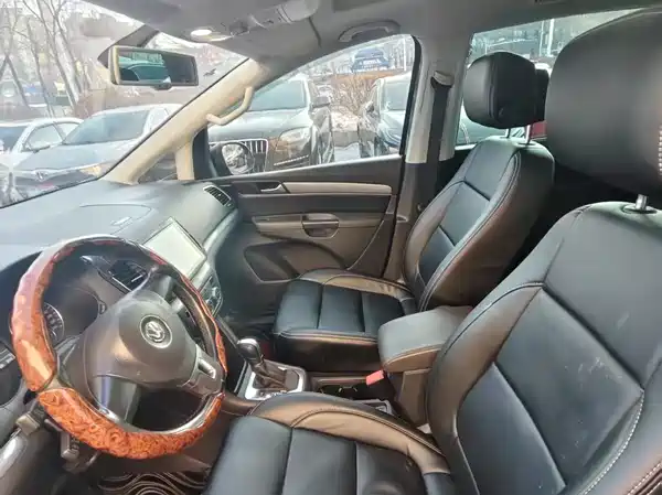 Volkswagen Sharan 2014