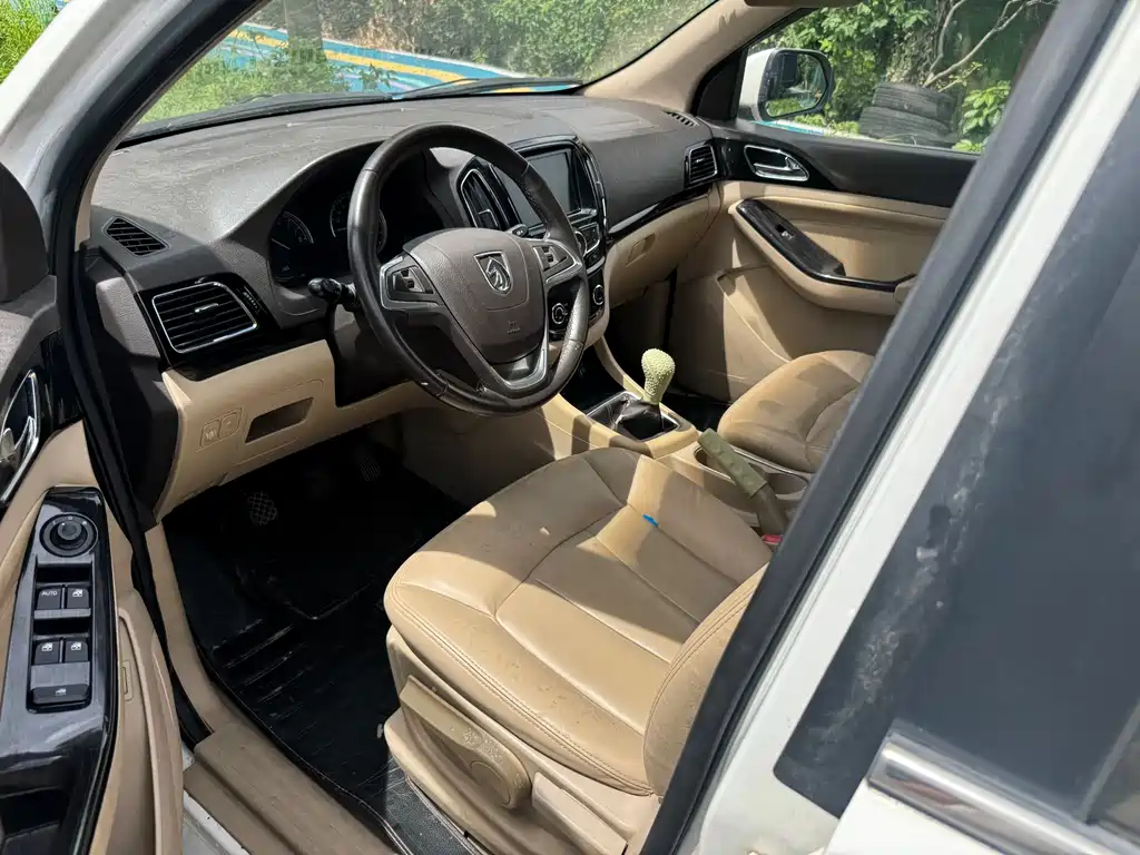 Baojun 730 2014