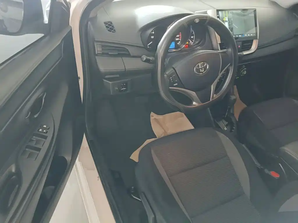 Toyota Vios FS 2022 — фото 16