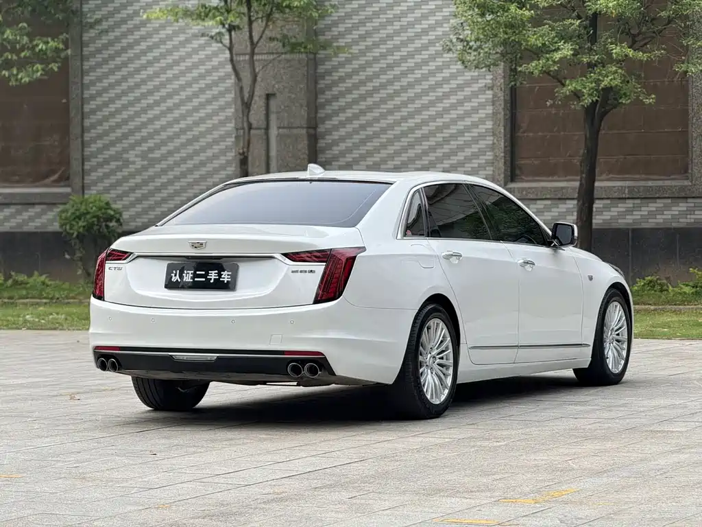 Cadillac CT6 2021 — фото 21