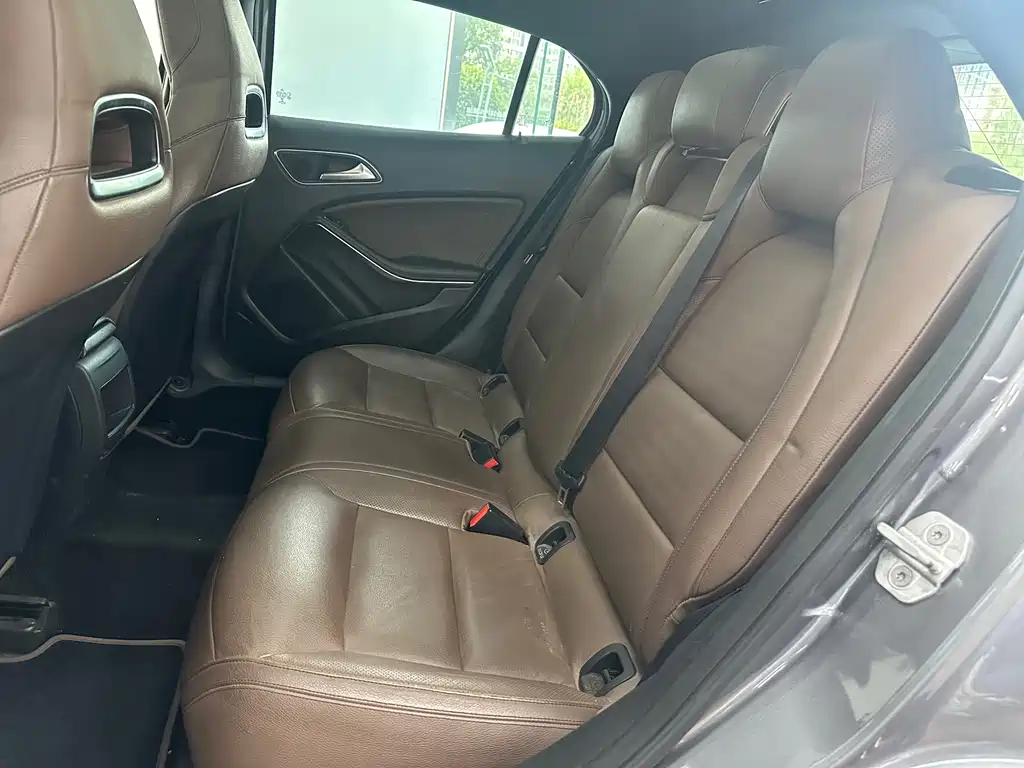 Mercedes-Benz GLA 2015 — фото 18