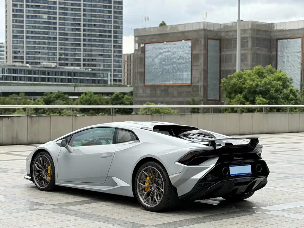 Lamborghini Huracan 2019 — фото 6