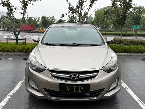 Hyundai Elantra Langdong 2015