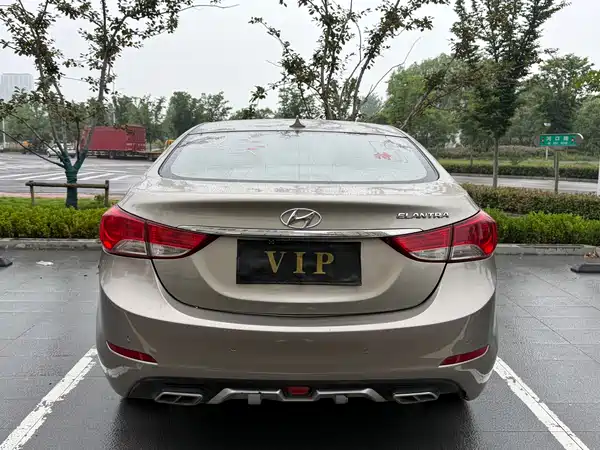 Hyundai Elantra Langdong 2015