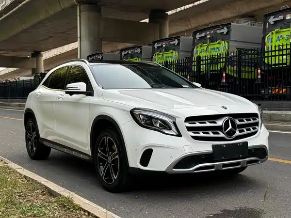 Mercedes-Benz GLA 2018