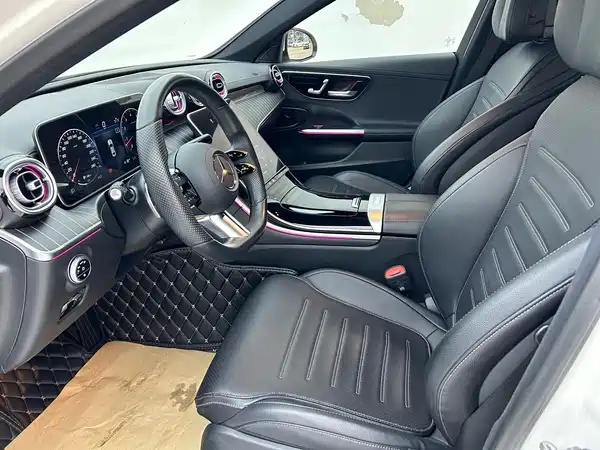 Mercedes-Benz C-Class 2023