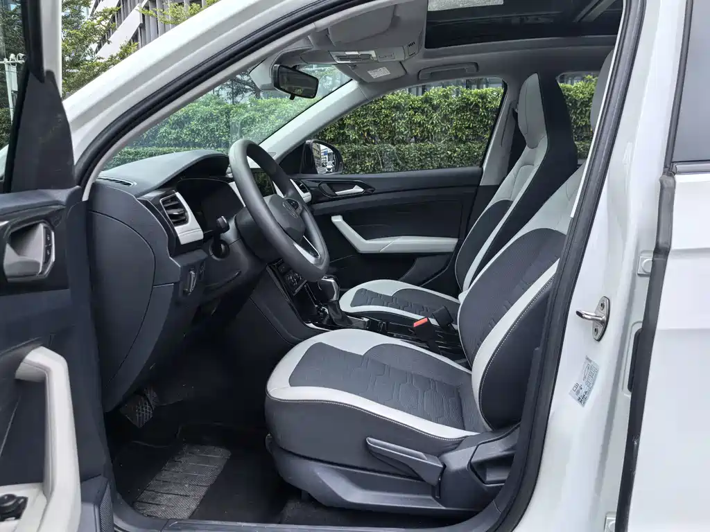 Volkswagen Tharu 2025