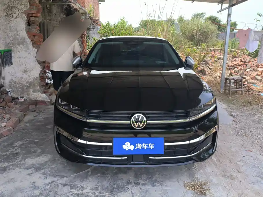 Volkswagen Magotan 2025