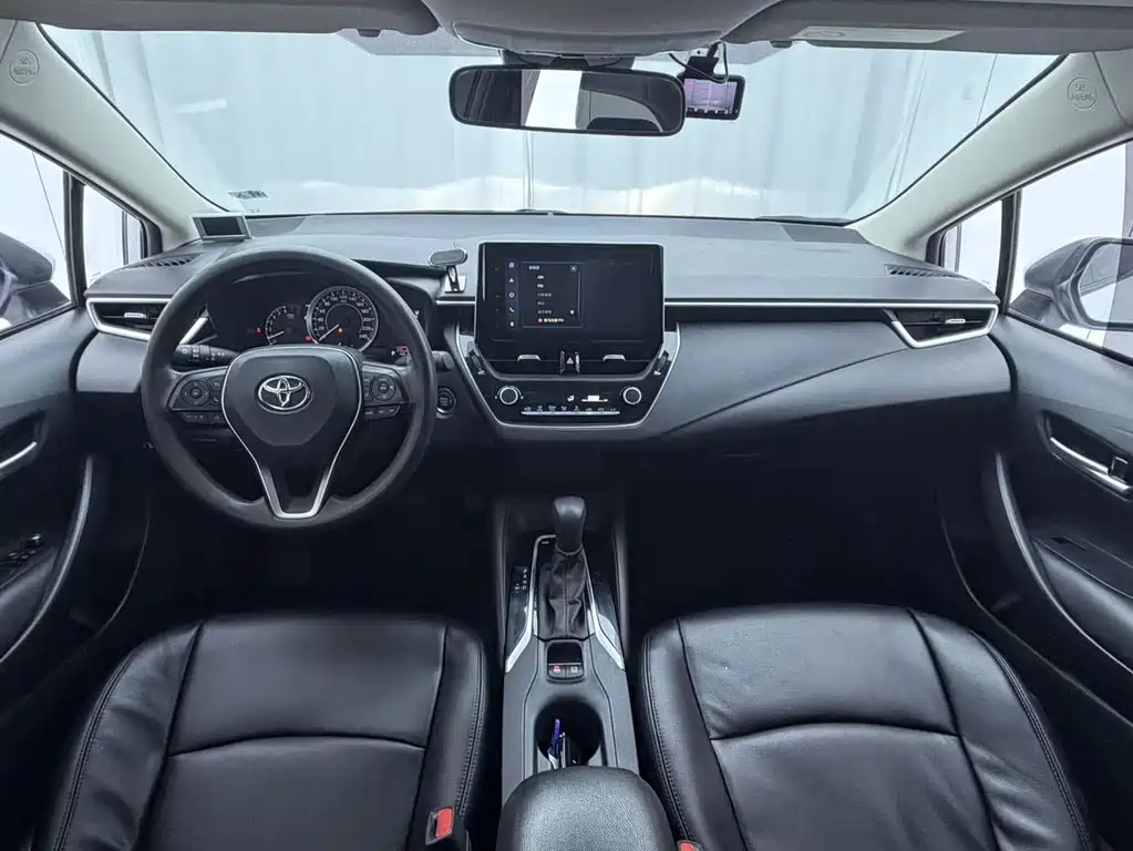 Toyota Corolla 2022 — фото 14