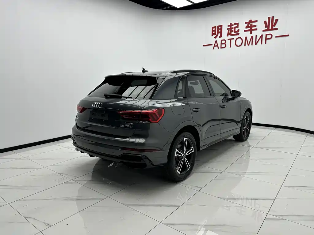 Audi Q3 2023 — фото 7