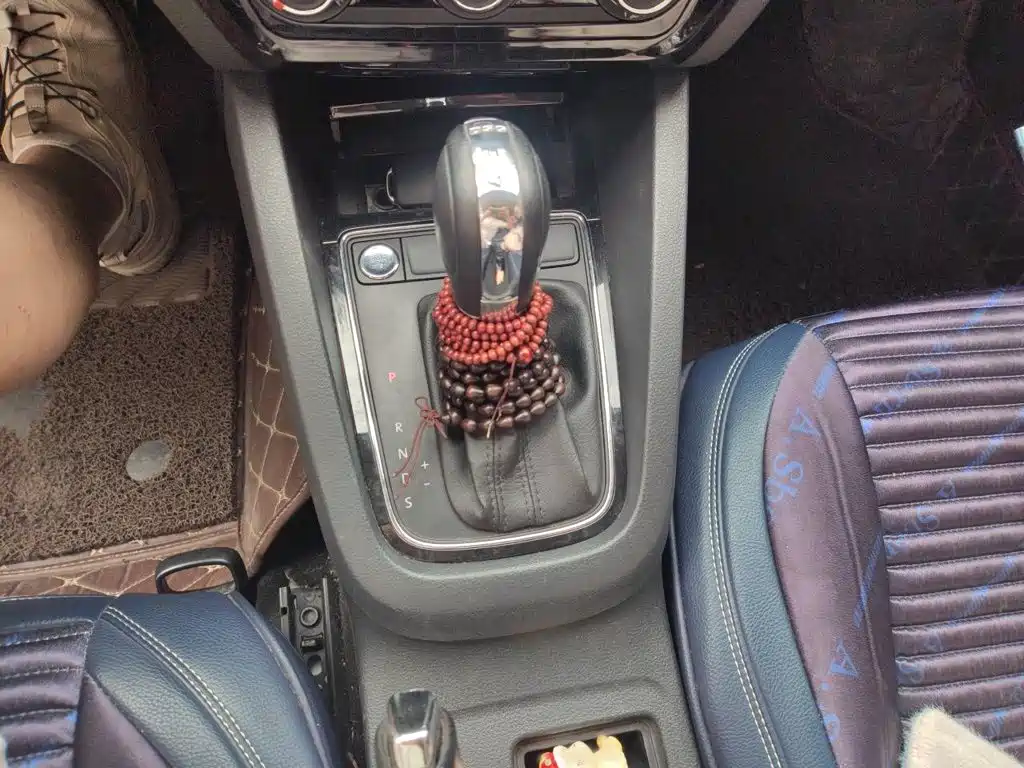 Volkswagen Sagitar 2017