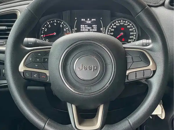 Jeep Freeman 2017