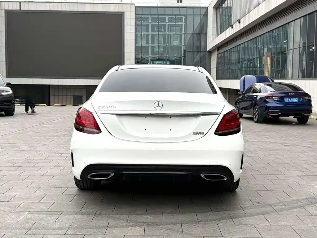 Mercedes-Benz C-Class 2021 — фото 18