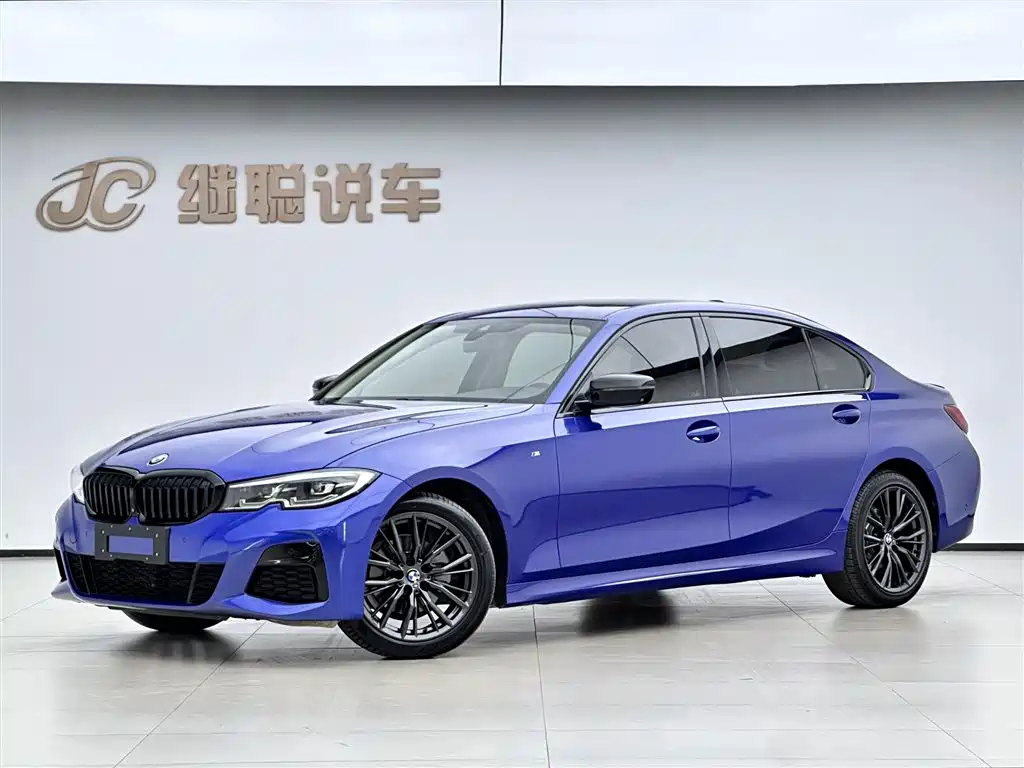 BMW 3 Series 2019 — фото 1