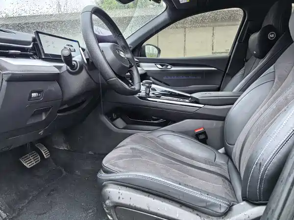Geely Xingrui 2025