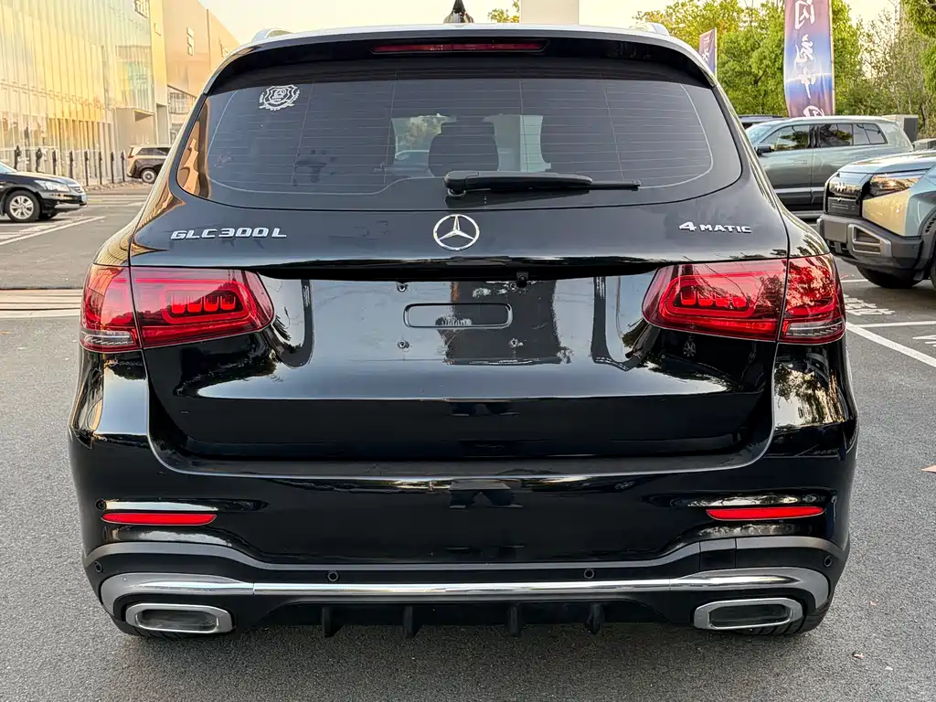 Mercedes-Benz GLC 2020 — фото 16