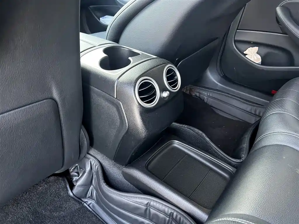 Mercedes-Benz E-Class 2017 — фото 14