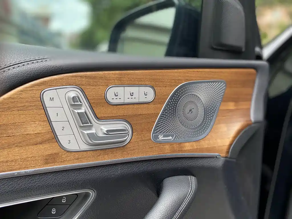Mercedes-Benz GLS 2020 — фото 18